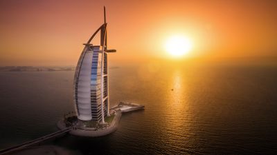 Dubai's Breeze